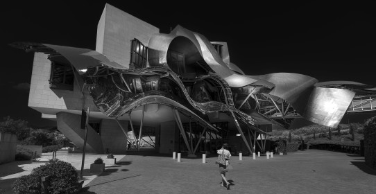 Marques de Riscal, Frank Gehry architect